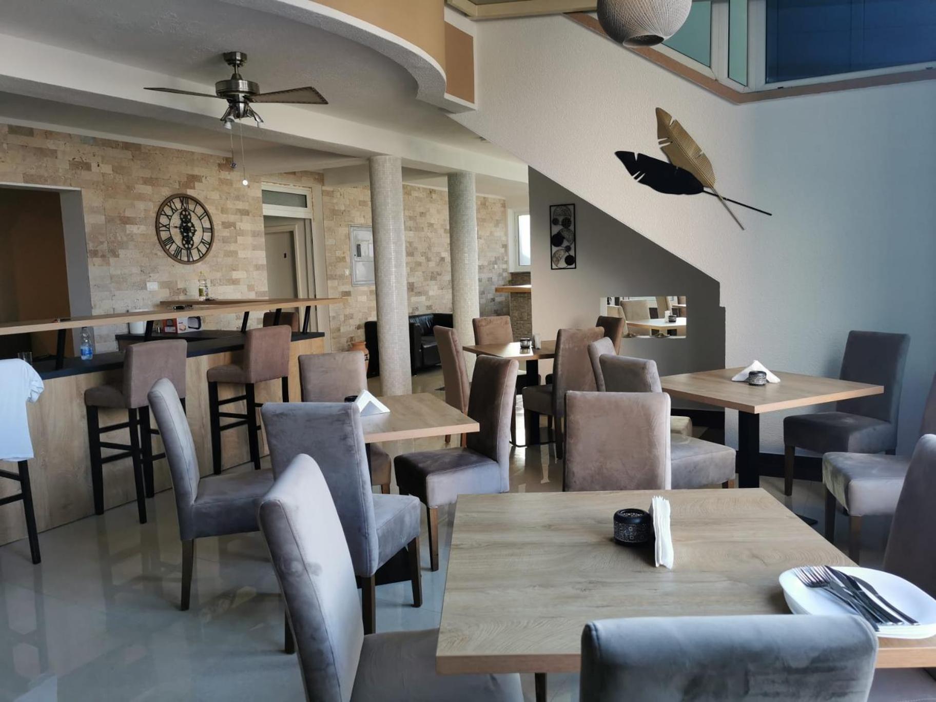 "House Muenster" Bed&Breakfast - Ulcinj Donji Stoj Exteriör bild