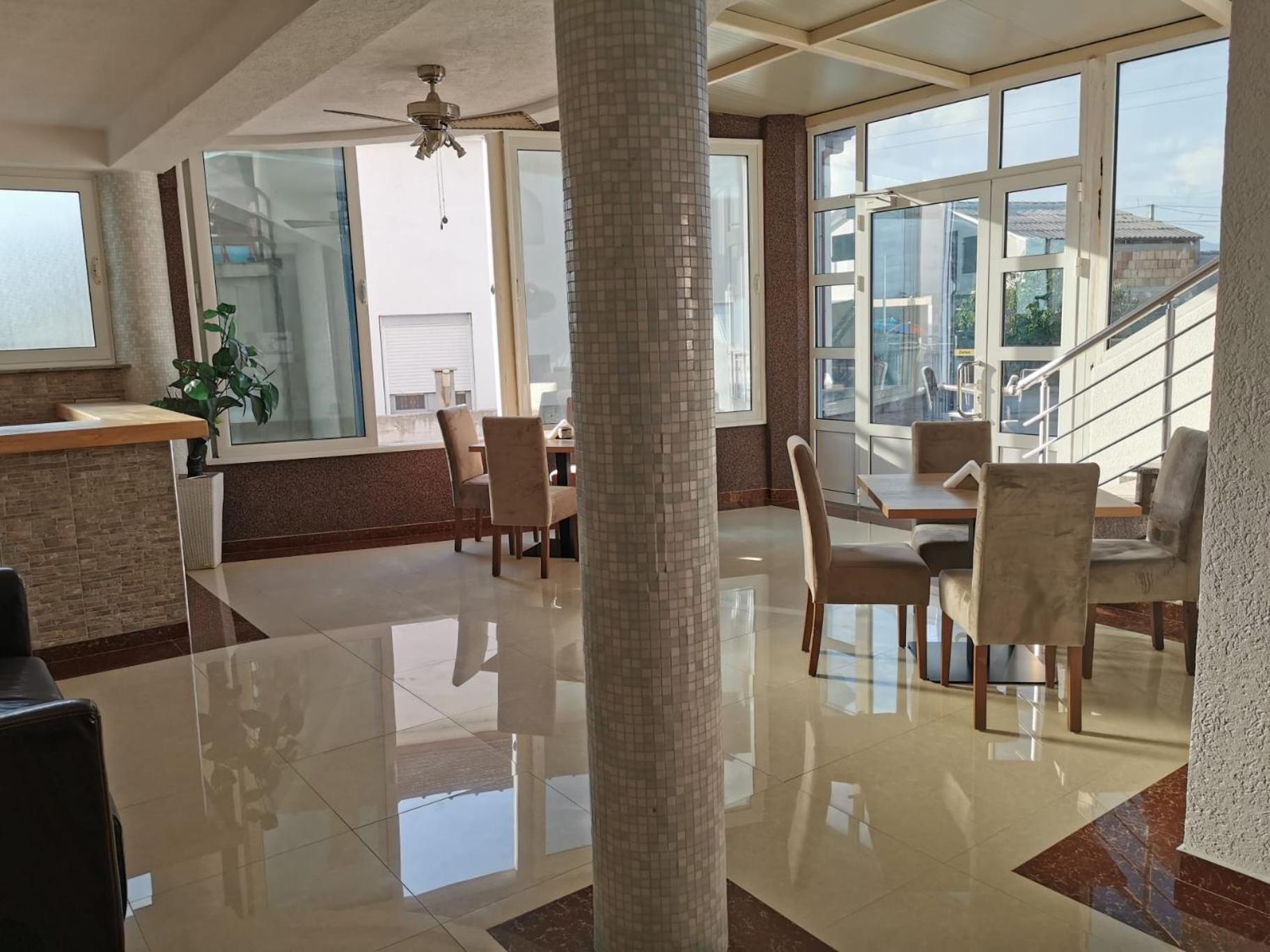 "House Muenster" Bed&Breakfast - Ulcinj Donji Stoj Exteriör bild