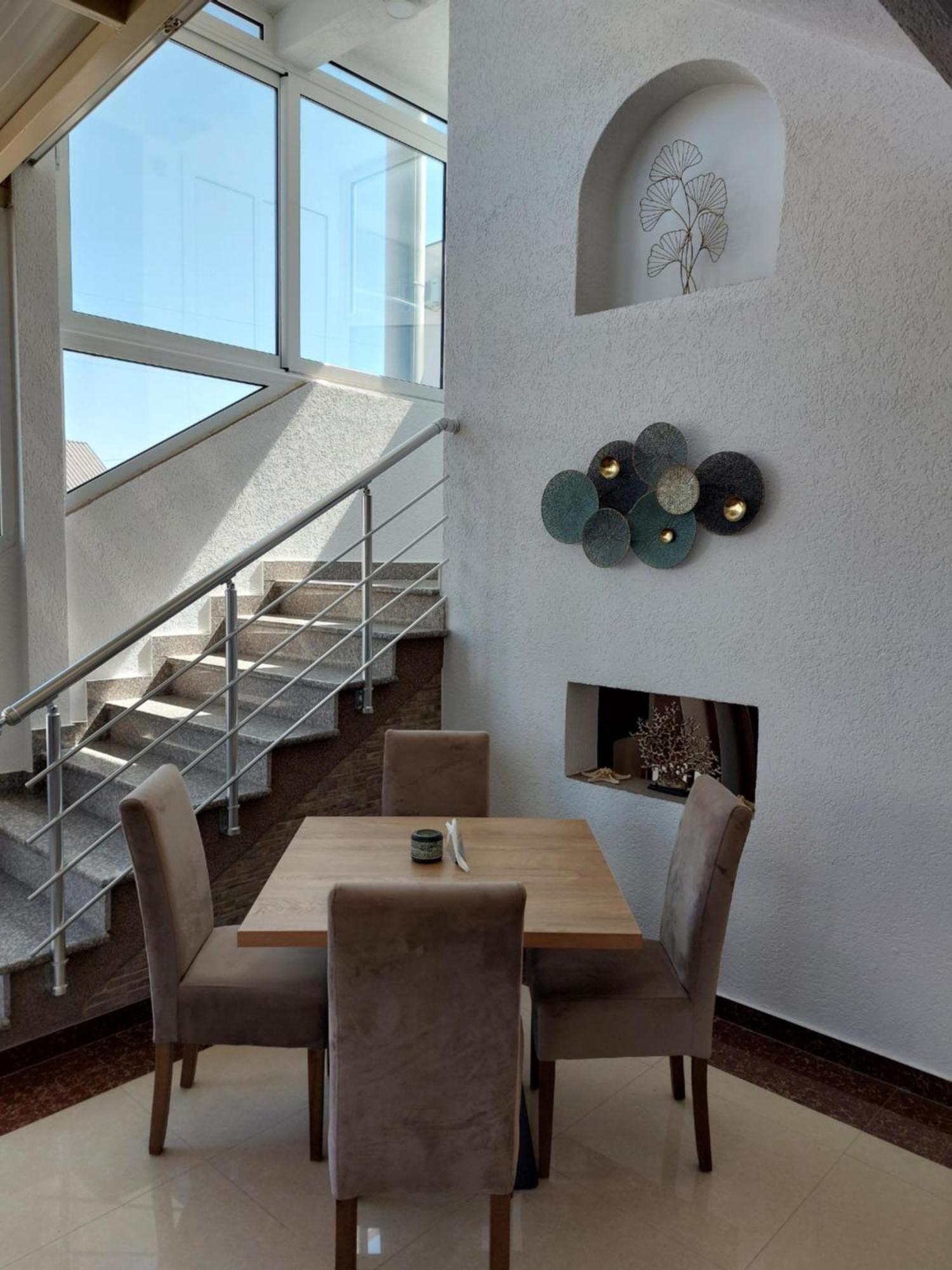 "House Muenster" Bed&Breakfast - Ulcinj Donji Stoj Exteriör bild