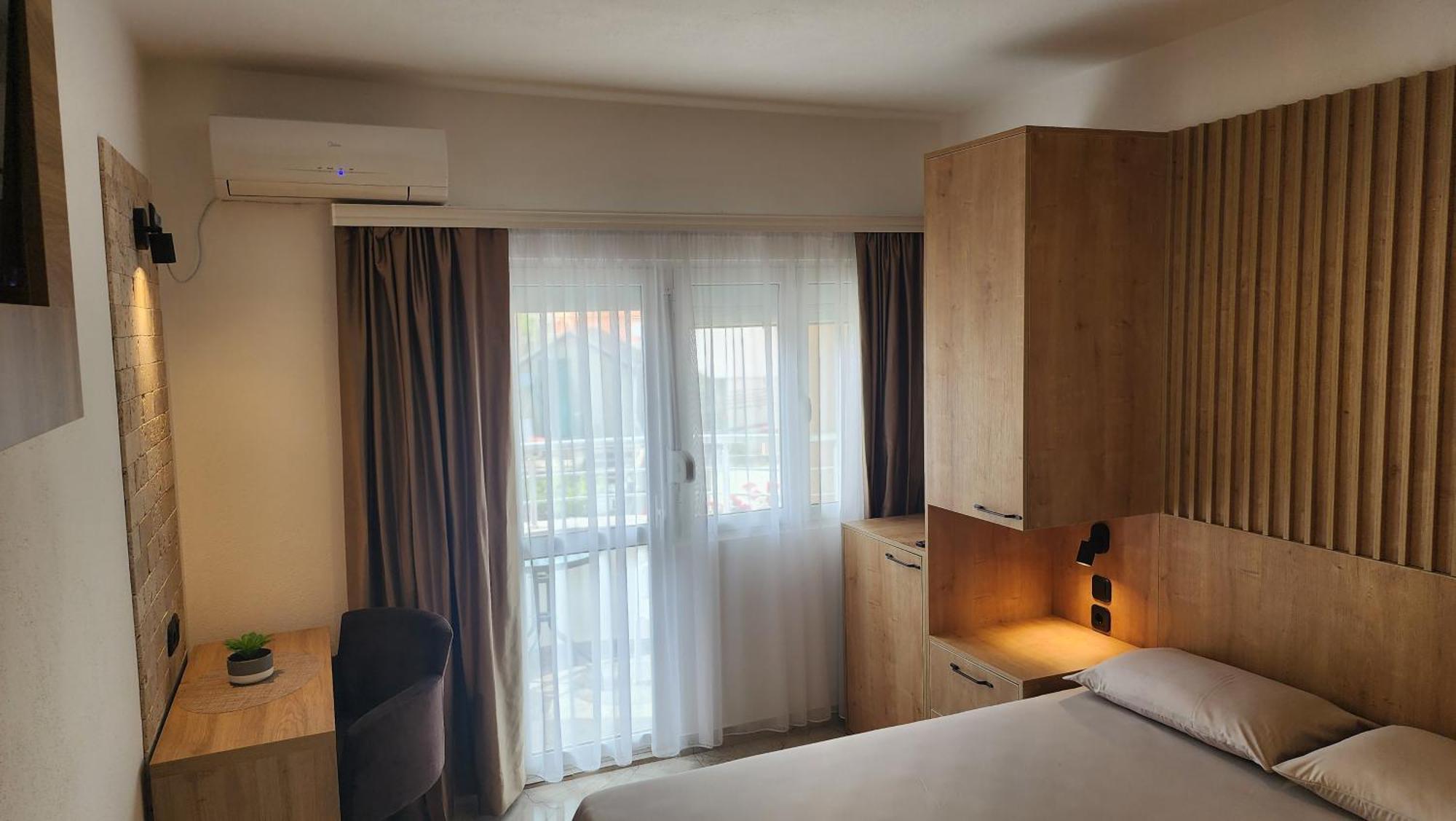 "House Muenster" Bed&Breakfast - Ulcinj Donji Stoj Rum bild