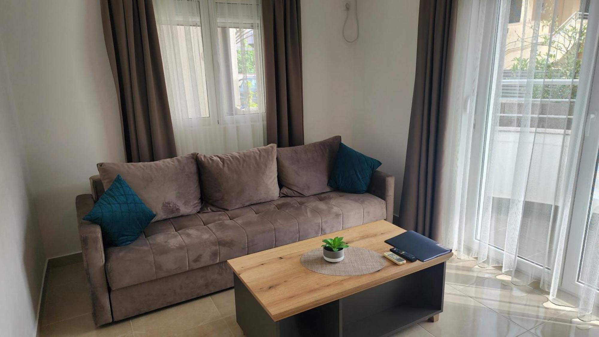 "House Muenster" Bed&Breakfast - Ulcinj Donji Stoj Rum bild